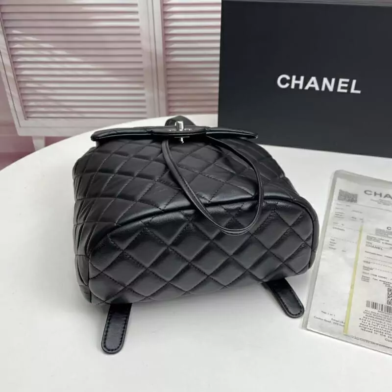 chanel aaa qualite sac a dos  pour femme s_104a6144